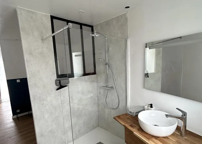 Caroline 아파트 *